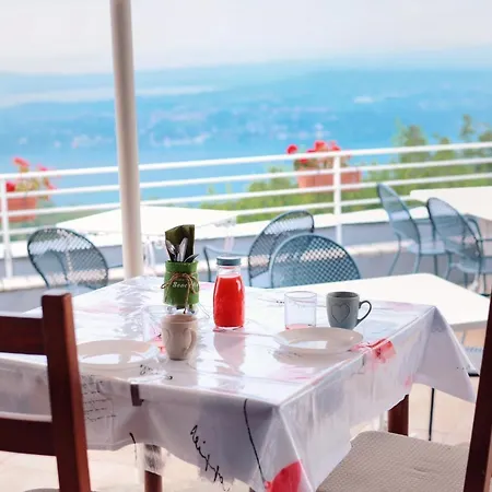 San Michele 2* Gardone Riviera